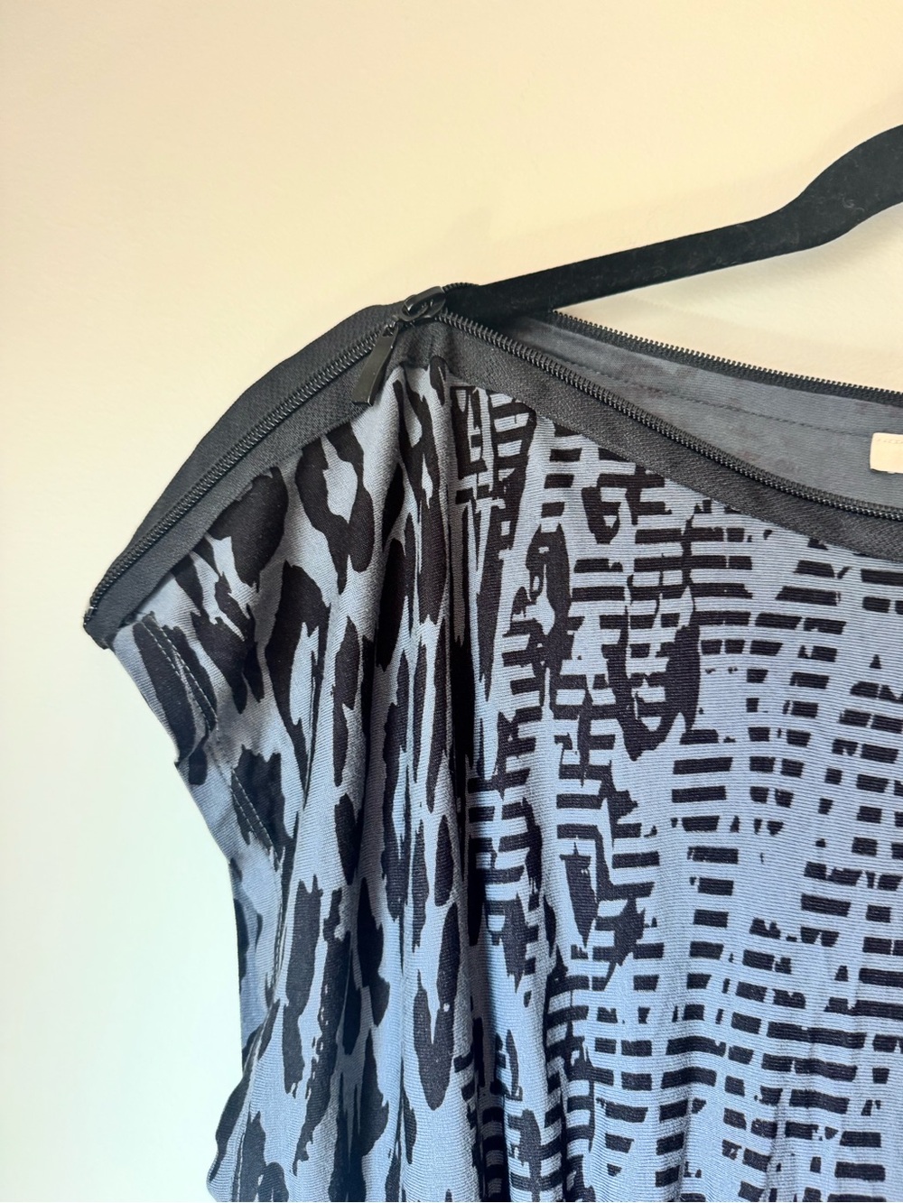Oasis Gray and Black Patterned Midi body hugging super soft Dress - Picture 3 of 12